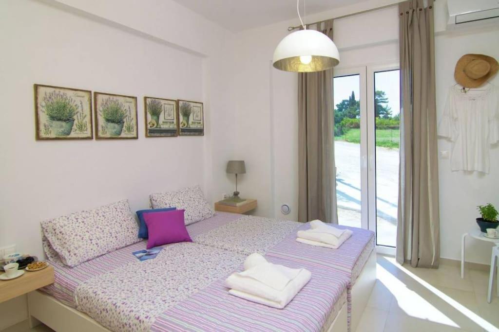 Villa Aada - Moderne Komfortvilla Mit Eigenem Pool Loutra Екстериор снимка